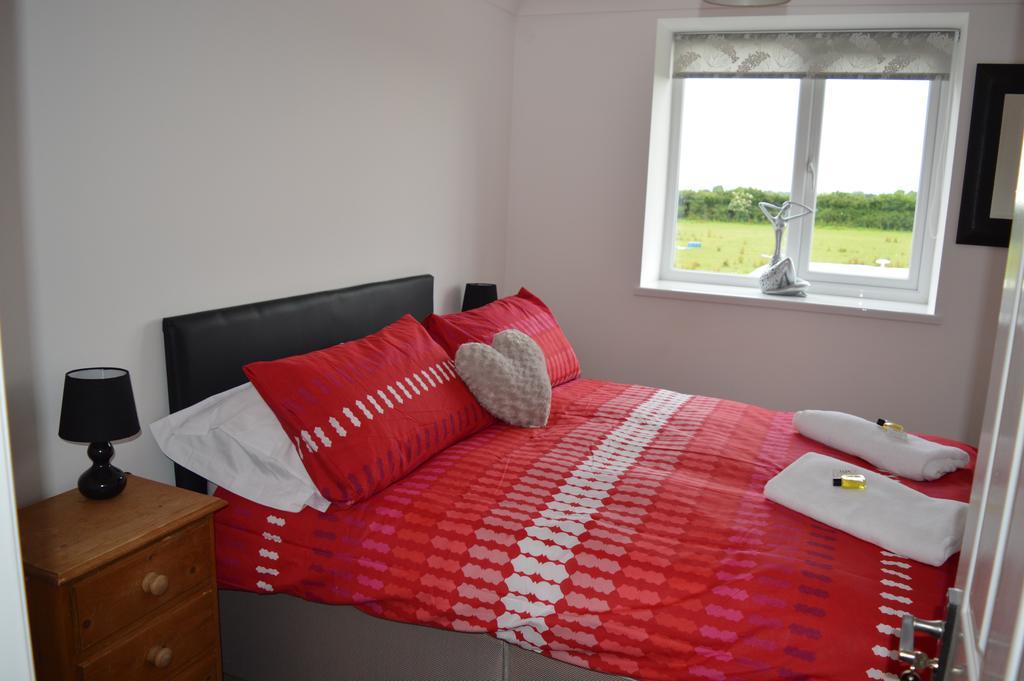 Worship Farm Accommodation Redhill  Eksteriør bilde